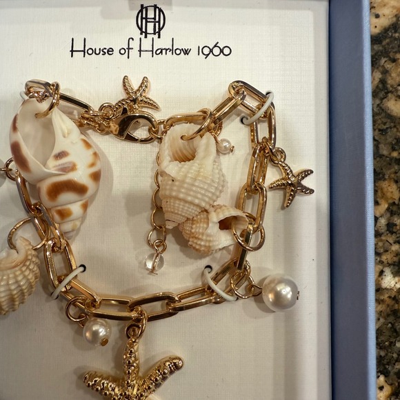 House of Harlow Gold Shell Starfish Charm Bracelet & Natasha Gold Shell Earring - Picture 8 of 8